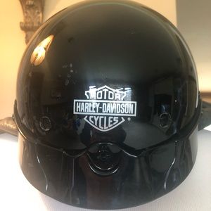 Harley Davidson half helmet lightning bolts small